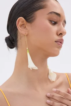 New CALLA EARRING - Earrings